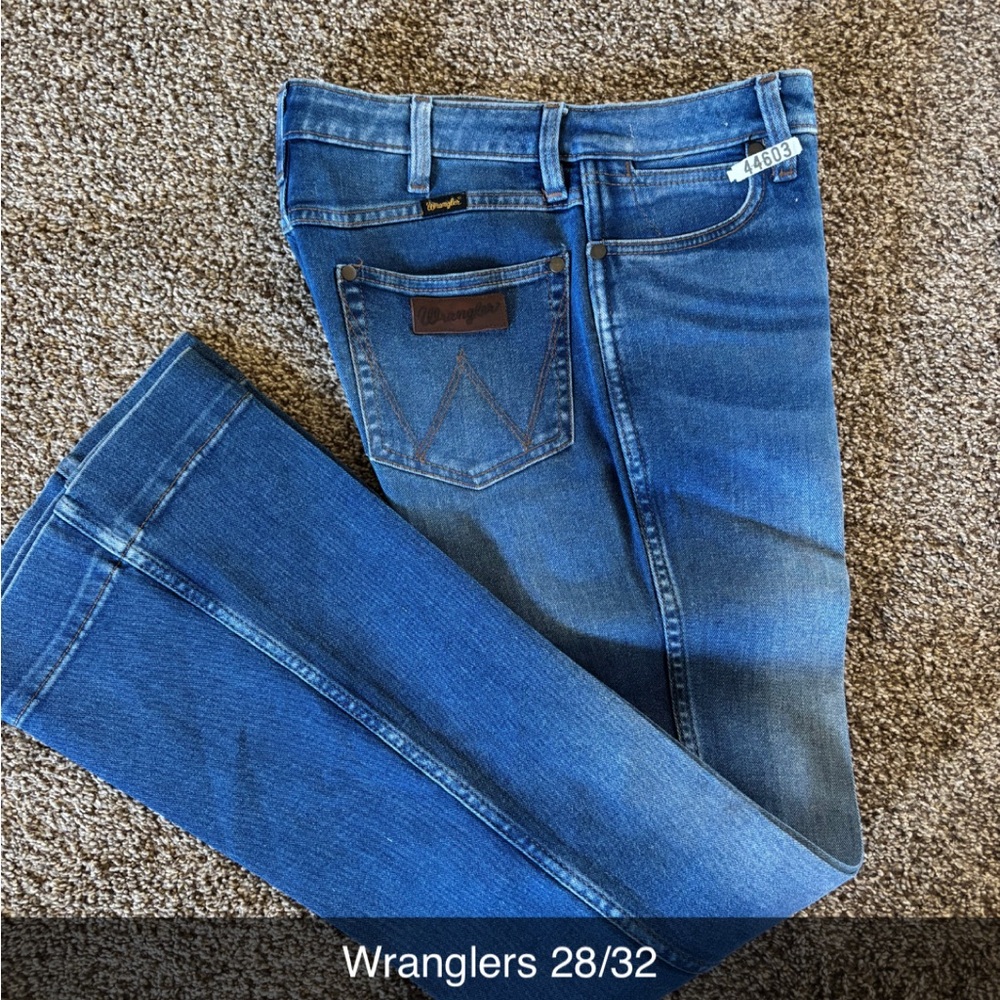 Wrangler Straight-Leg Jeans in Distressed Blue Wash